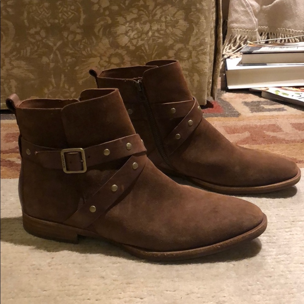 Booties Size 9 New with Tag